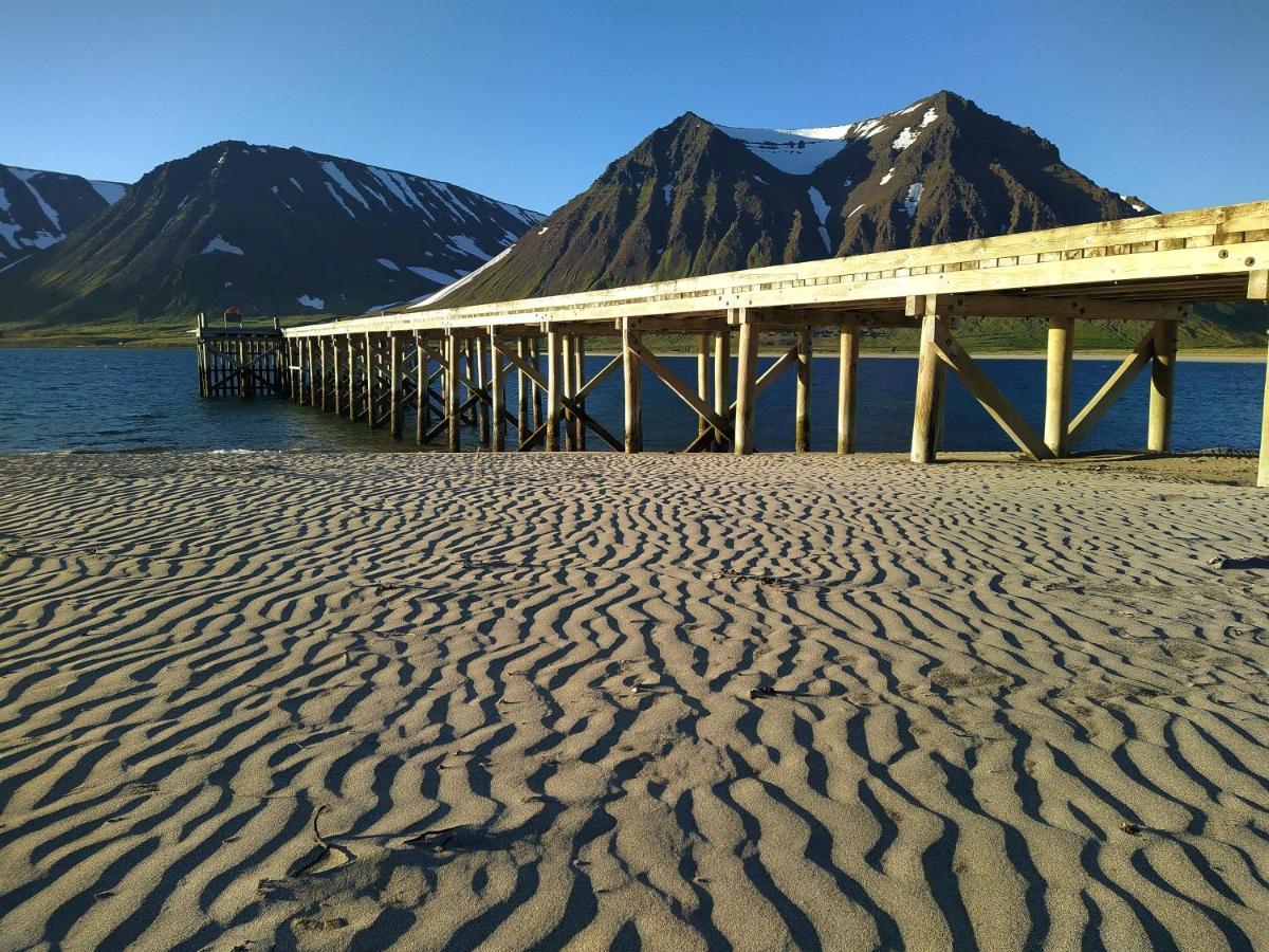 Flateyri Guesthouse Екстериор снимка