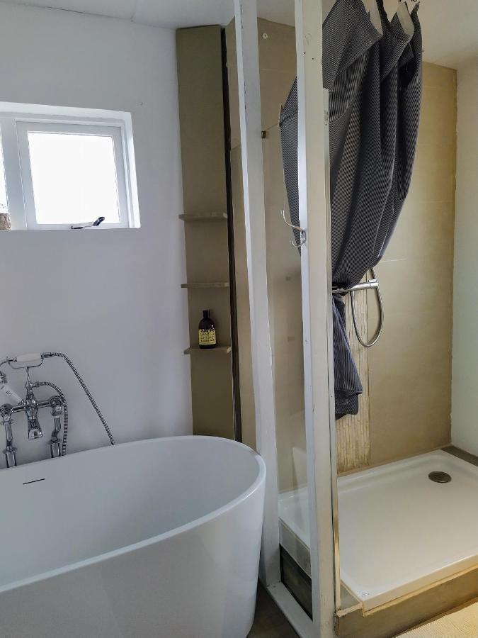 Flateyri Guesthouse Екстериор снимка